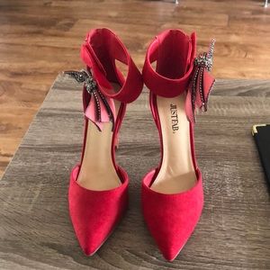 Brand new JustFab holiday heels!!